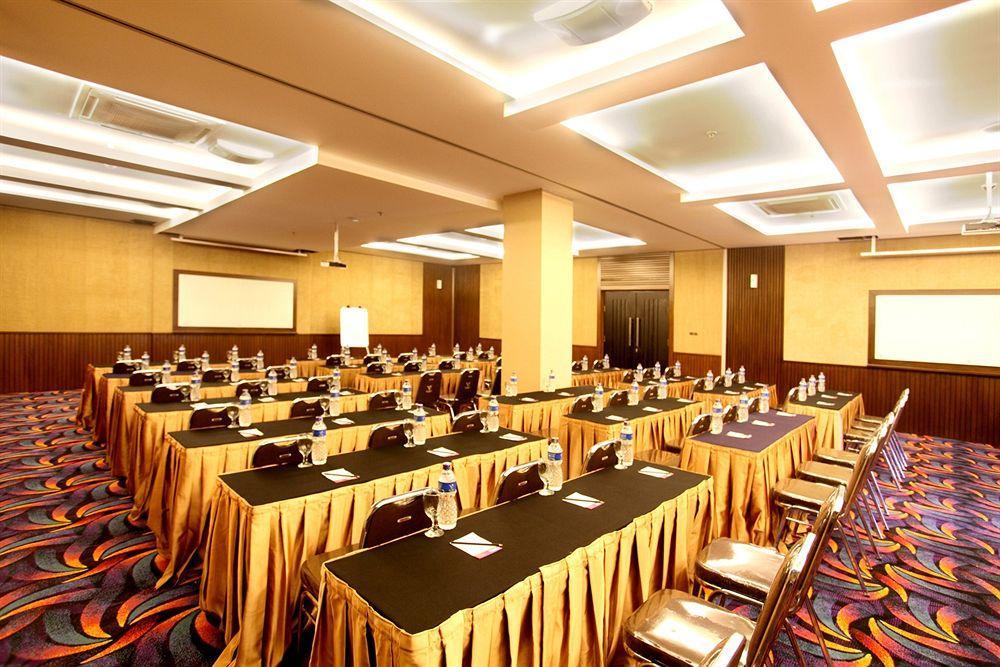 Vio Hotel Pasteur Bandung Dış mekan fotoğraf